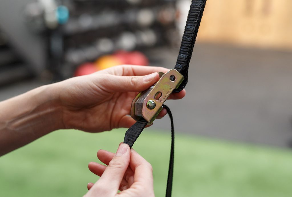 setting up gymnastics rings