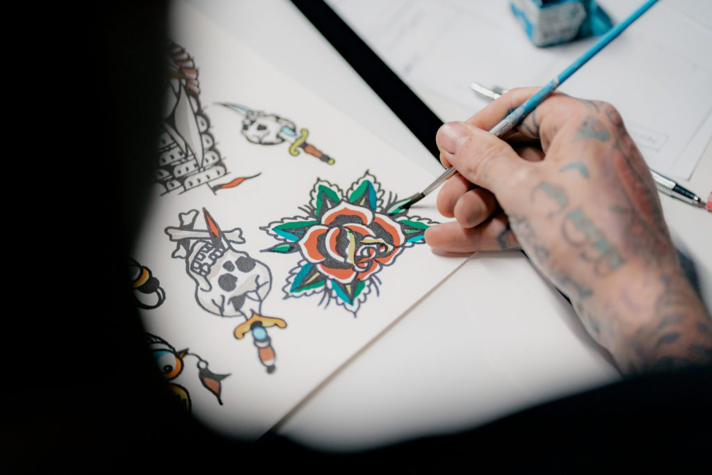 Steen Jones painting by hand