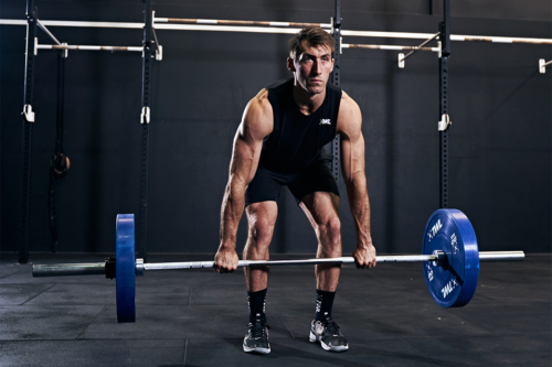 athlete performing deadlift